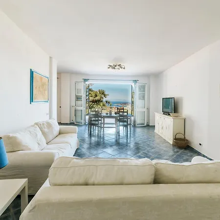 With Infinity Garden And Sea View * Искья